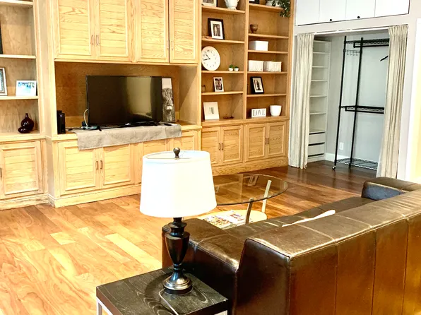 65 East 54th Street image 1 of 9