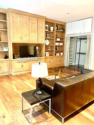 65 East 54th Street #3F