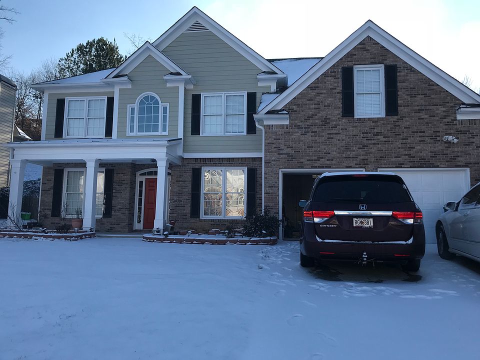 1st image of 1102 Queensgate Dr SE
