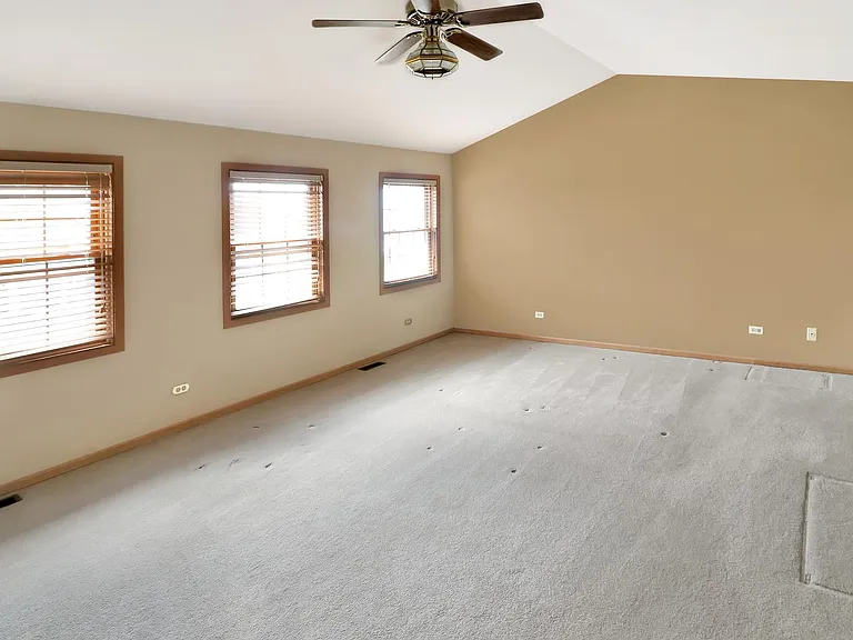 9236 Whitehall Ln — Photo 19