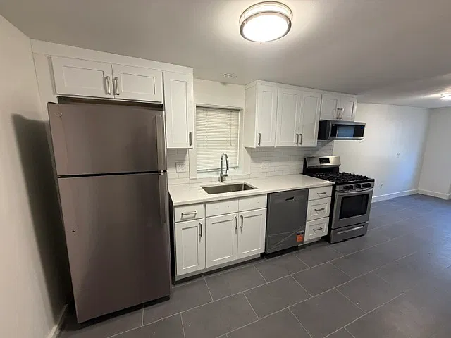 151 S Main St #113
