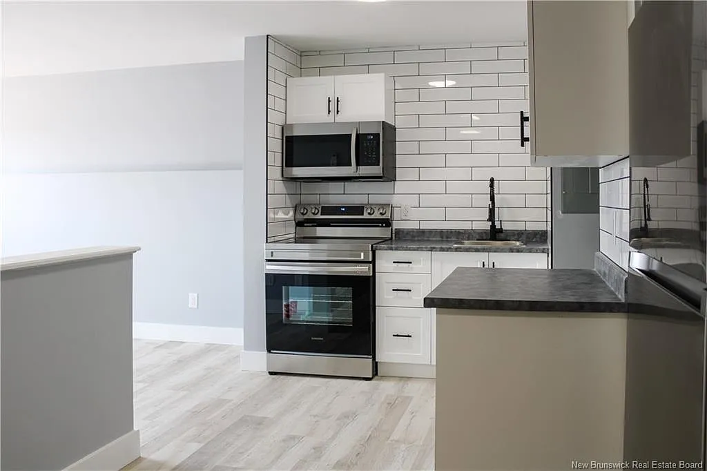 2 bed, 1.0 bath, 620 sqft, $1,400 — Photo 4