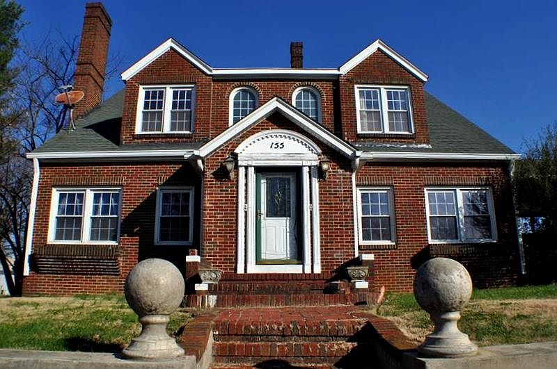 1st image of 155 Parkway Ave