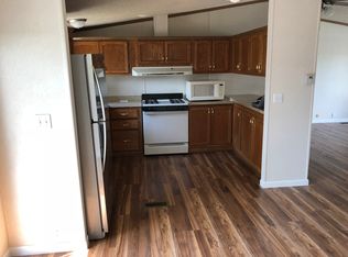 3163 N 1875 East Rd, Mount Auburn, IL 62547