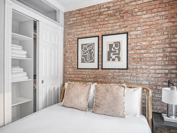 5th image of 229 1st Ave APT 2b