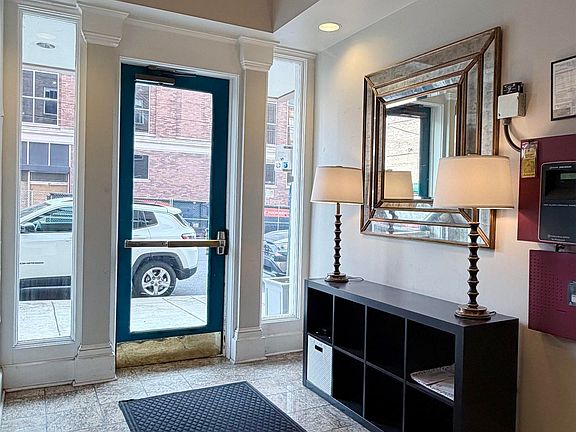 4th image of 113 22nd St N APT 309