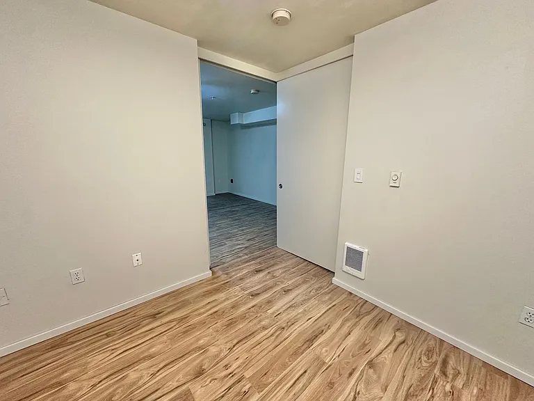 425 Vine St #420 — Photo 9