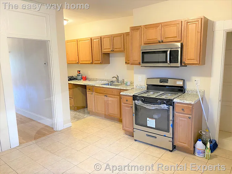 90 Norfolk St #3 — Photo 2