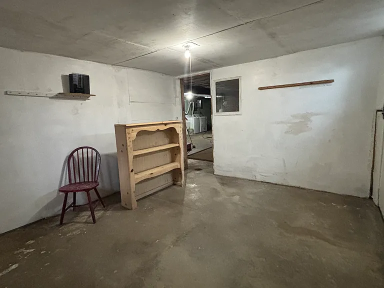 85 Patten Dr #1 — Photo 35