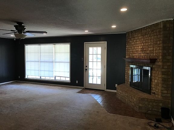 5th image of 904 Camille Dr