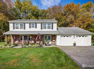 18 N Rhoda St, Monroe Township, NJ 08831