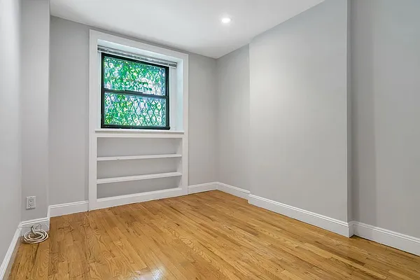 Rented by Loftey LLC | media 8