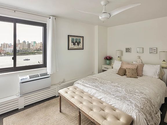 4th image of 100 Beekman St APT 20D