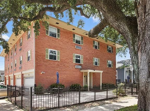 2nd image of 500 S Jefferson Davis Pkwy APT 8