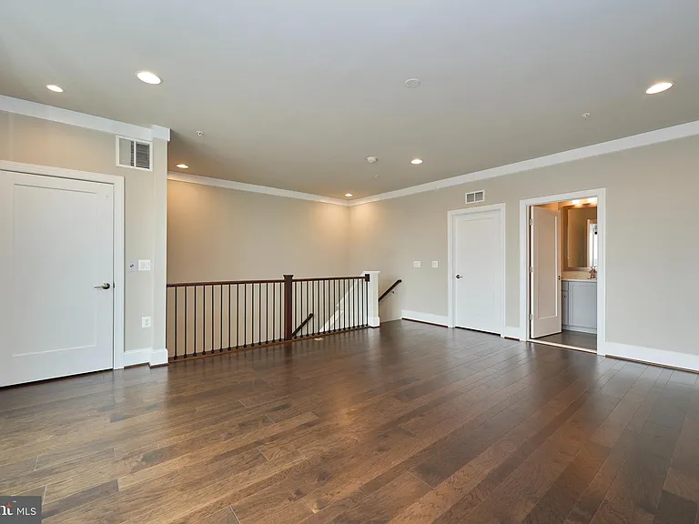 20442 Northpark Dr — Photo 36