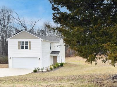4914 Vienna Dozier Rd, Pfafftown, NC, 27040