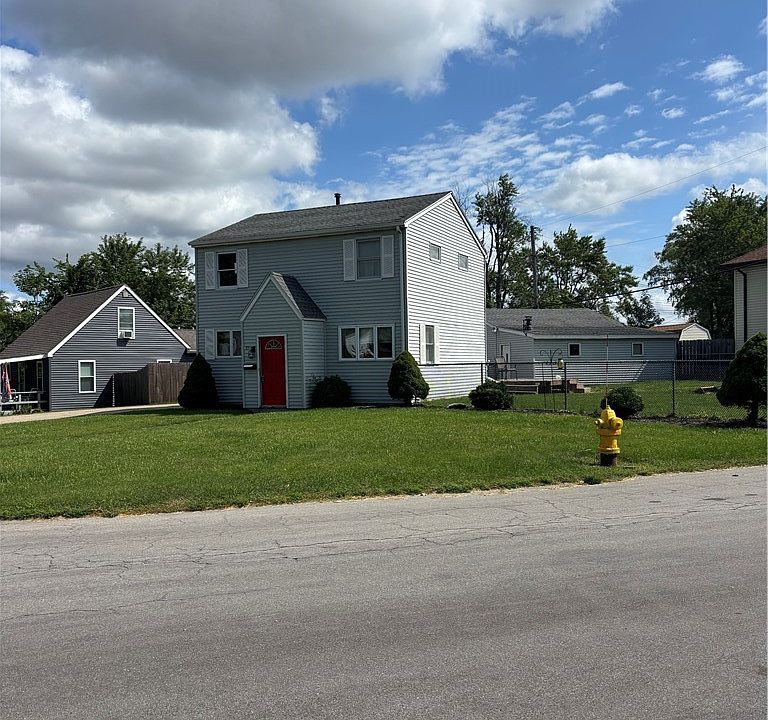 1st image of 83 Elm Rd