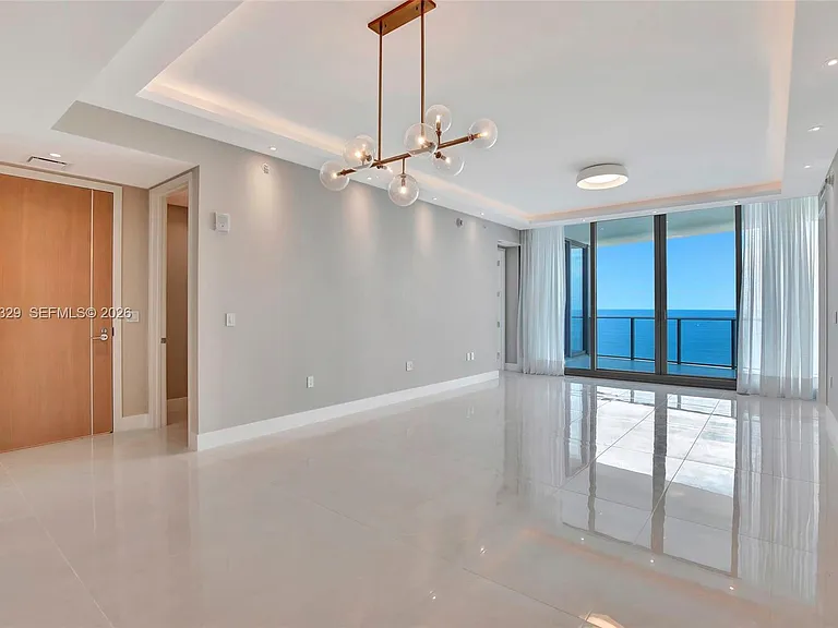 15701 Collins Ave #3804 — Photo 2