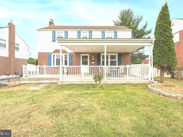 221 Pine Ridge Rd, Havertown, PA 19083