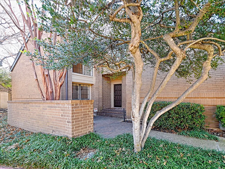 5136 Westgrove Dr #5136