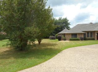 1602 Raintree Cir, Sulphur Springs, TX 75482