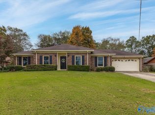 1126 Way Thru The Woods SW, Decatur, AL 35603