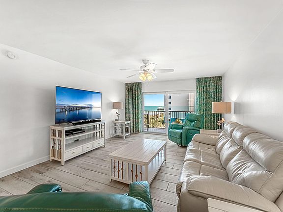 3rd image of 220 Young Ave APT 58