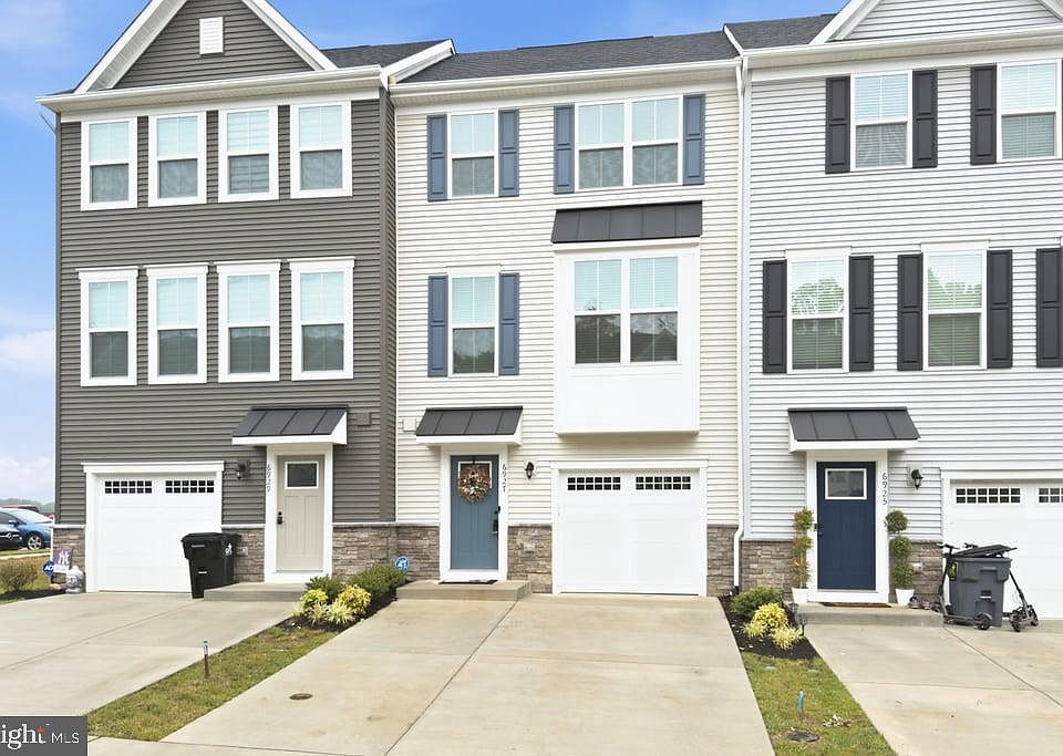 1st image of 6927 Braxton Springs Way