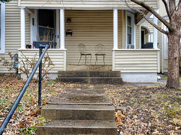 2nd image of 1821 Eastern Pkwy