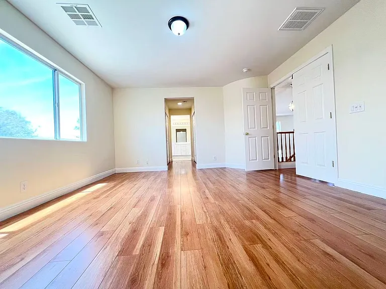9891 Ridge Hill Ave — Photo 27