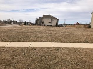 2121 Westover Rd, North Aurora, IL 60542