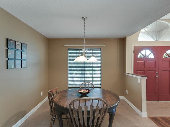 Formal dining room