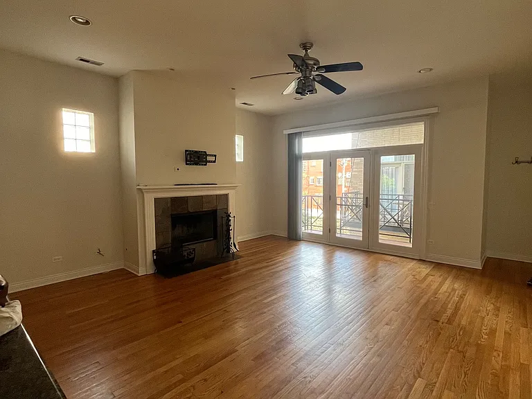 1347 W Washington Blvd #3A — Photo 2