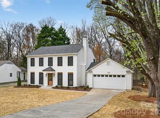 2425 Bergen Ct, Charlotte, NC 28210