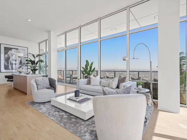 The Landmark Los Angeles