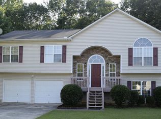 5696 Newburn Ct, Powder Springs, GA 30127