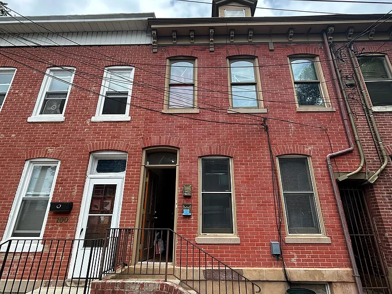 116 Pearl St — Photo 1