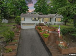 908 N Monroe St, Midland Park, NJ 07432