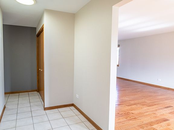 3rd image of 16711 Kara Ct