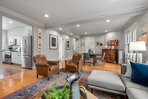 34 Ash St Photo 1