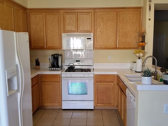 2nd image of 108 Pelican Dr