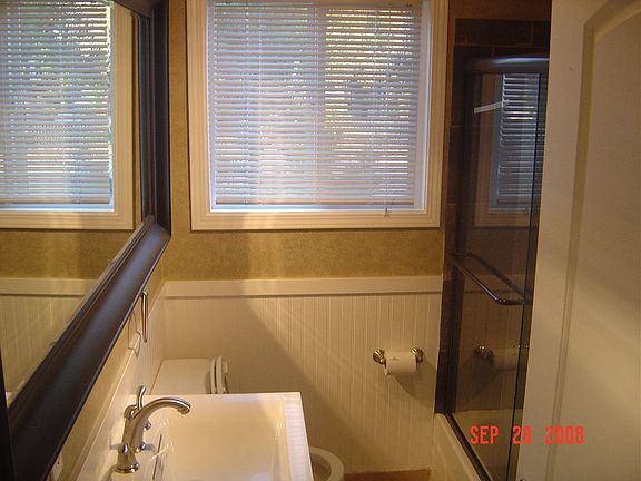 Elegant lower Bath