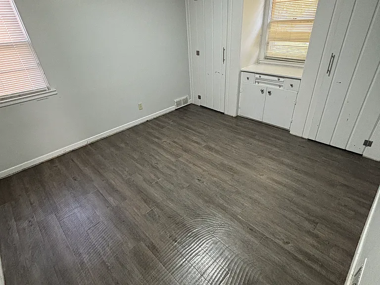 713 7th Ave #1 — Photo 3