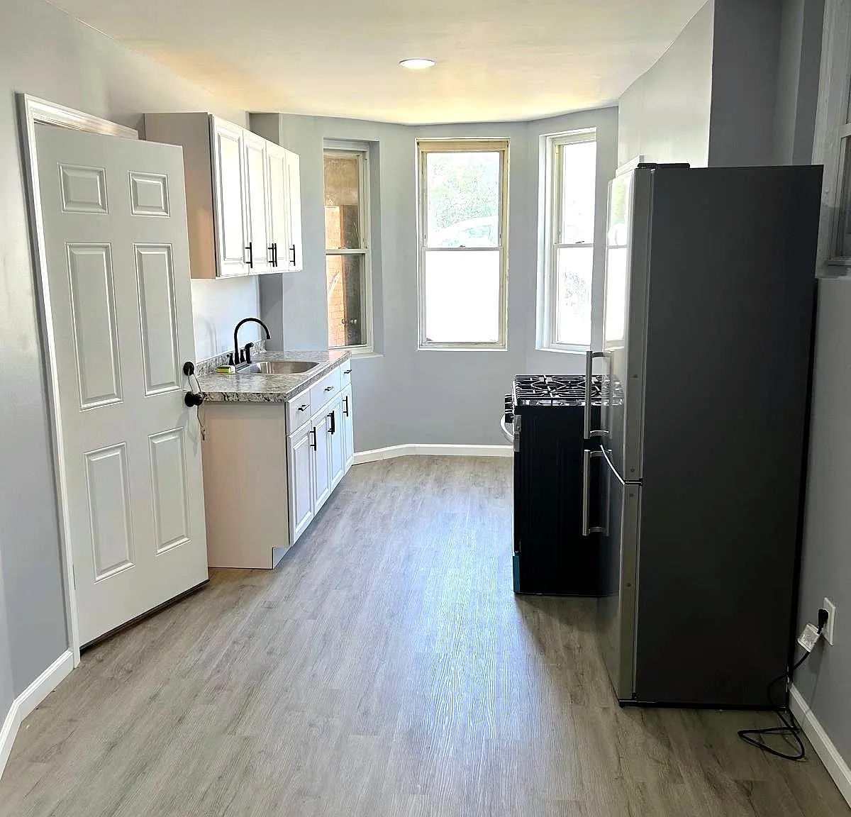 1 bed, 1.0 bath, $1,650 — Photo 1