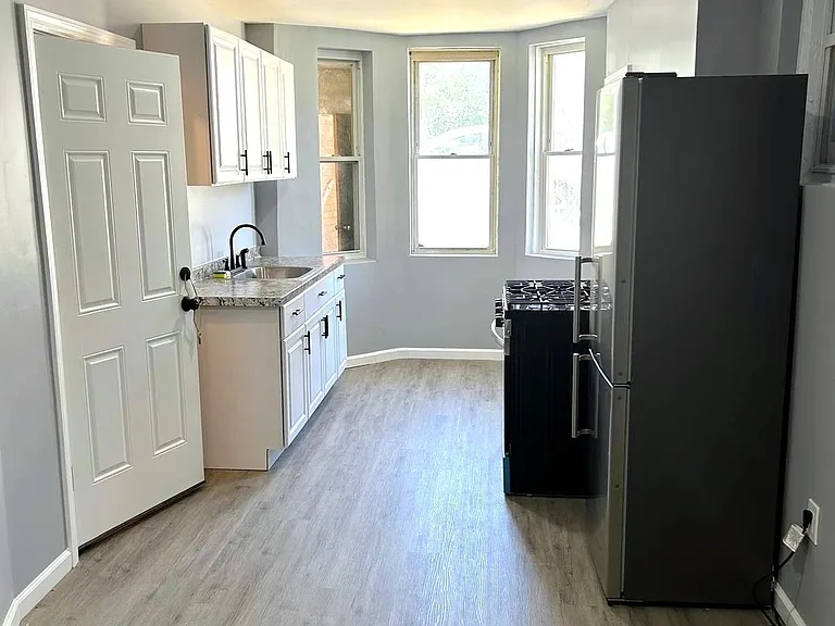 200 Nunda Ave — Photo 1