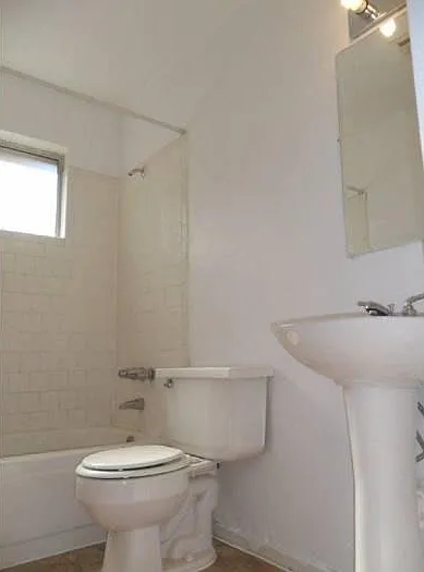 10909 Casey Stengel Pl — Photo 8