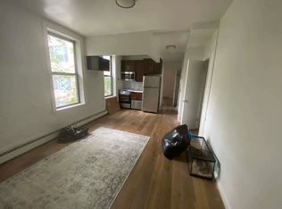 226 E 3rd St #2M, New York, NY 10009
