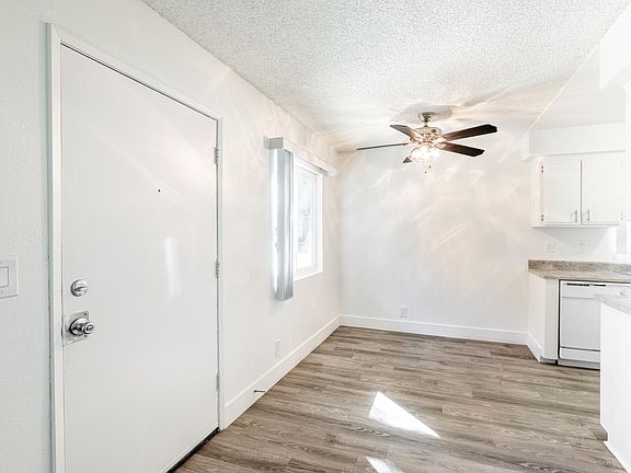 4th image of 700 W Avenue I #F73694954
