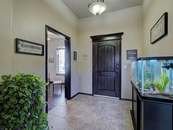 4th image of 2405 Coles Creek Ln