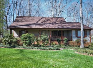 6889 Breckingridge Ln, Clemmons, NC 27012